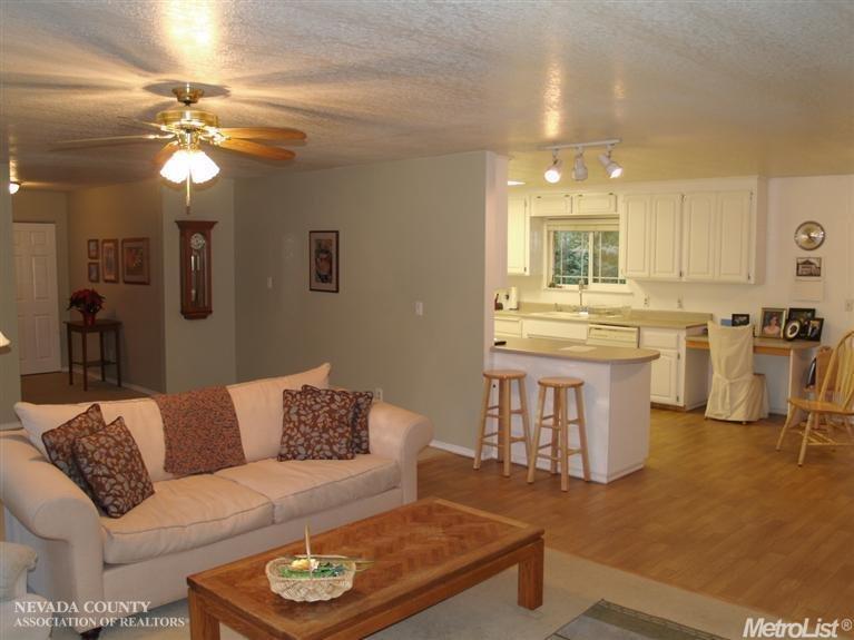 12228 E Bennet Rd, Grass Valley, CA 95945 photo 4