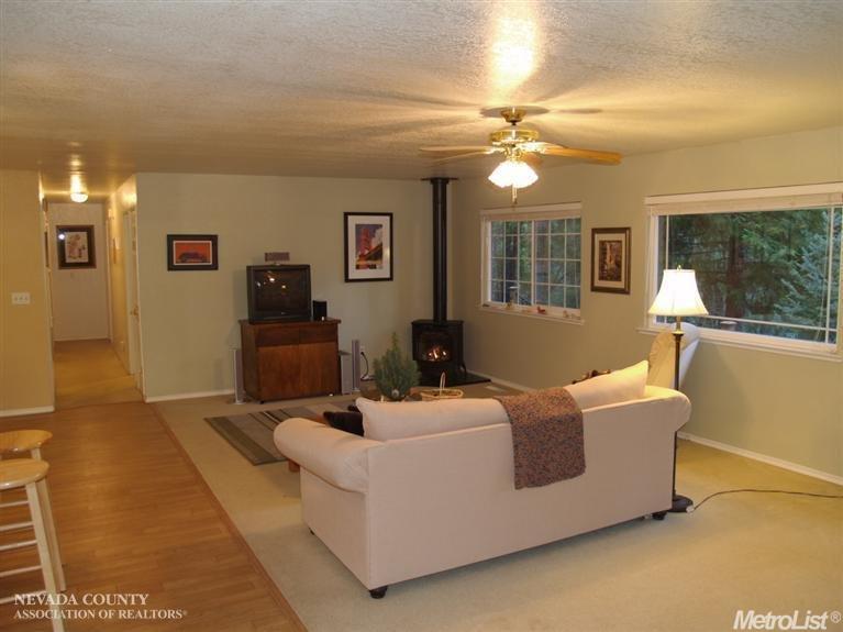 12228 E Bennet Rd, Grass Valley, CA 95945 photo 8