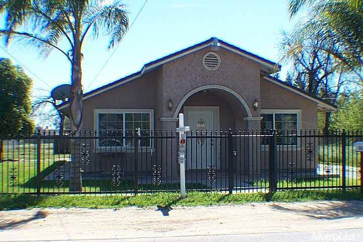 512 Olivero Rd, Modesto, CA 95358 photo 1