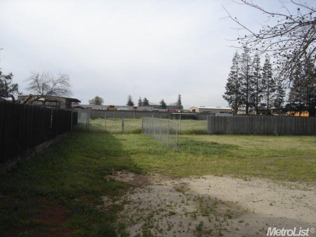 512 Olivero Rd, Modesto, CA 95358 photo 9