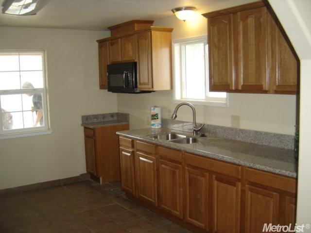 512 Olivero Rd, Modesto, CA 95358 photo 7