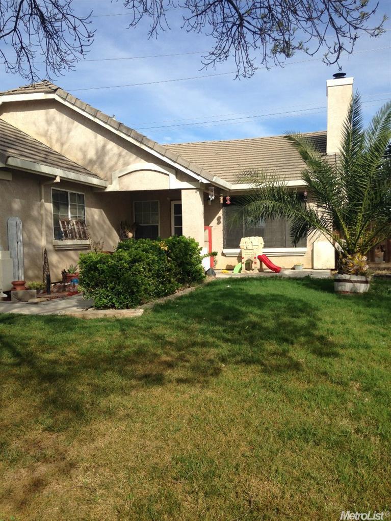 1508 Brookhaven Dr, Newman, CA 95360 photo 2