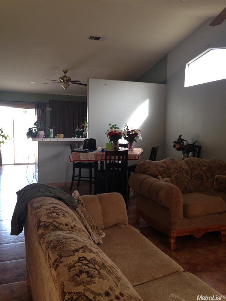 1508 Brookhaven Dr, Newman, CA 95360 photo 4