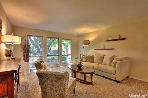 6936 Lincoln Ave, Carmichael, CA 95608 photo 10