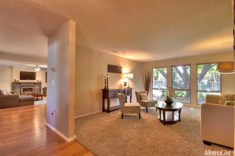 6936 Lincoln Ave, Carmichael, CA 95608 photo 9