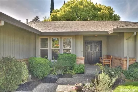 6936 Lincoln Ave, Carmichael, CA 95608 photo 2