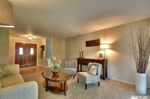 6936 Lincoln Ave, Carmichael, CA 95608 photo 11