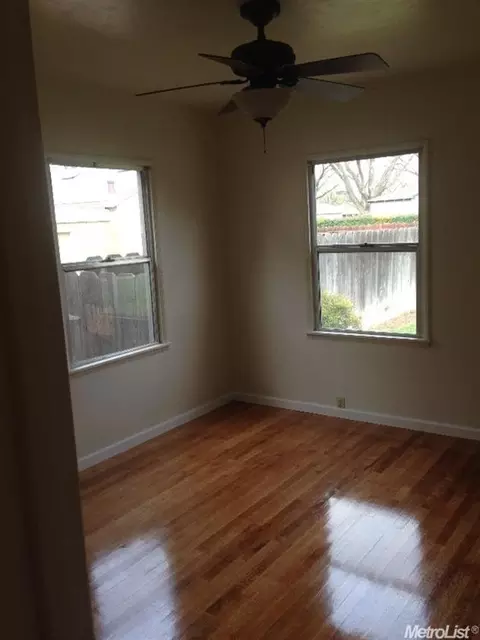 350 N Conejo Ave, Modesto, CA 95354 photo 8