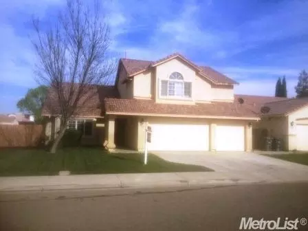 72 Via Piedmont, Gustine, CA 95322 photo 1