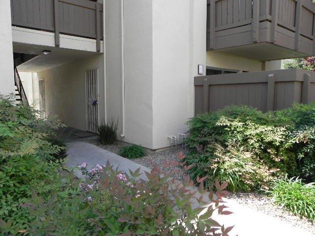 3701 Colonial Dr #33, Modesto, CA 95356 photo 3