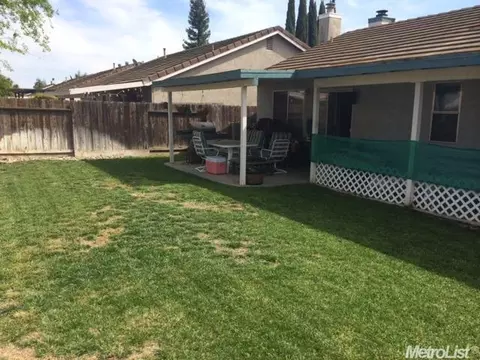 3517 Hallsboro Ct, Modesto, CA 95357 photo 9