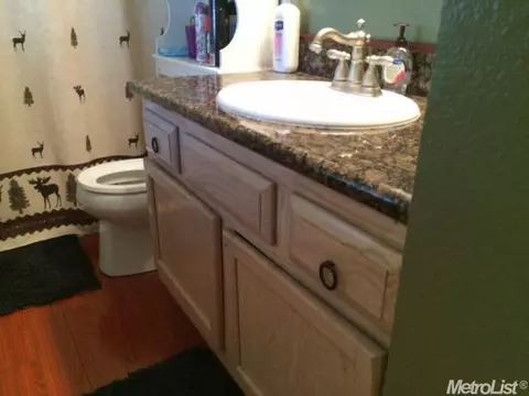 3517 Hallsboro Ct, Modesto, CA 95357 photo 8