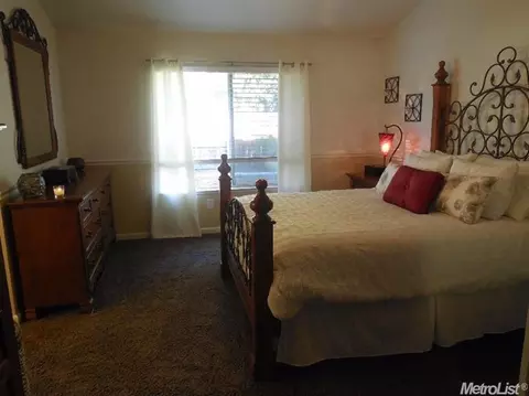 5661 Summit Dr, Rocklin, CA 95765 photo 10