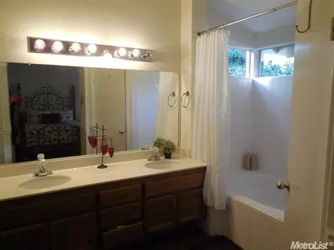5661 Summit Dr, Rocklin, CA 95765 photo 13