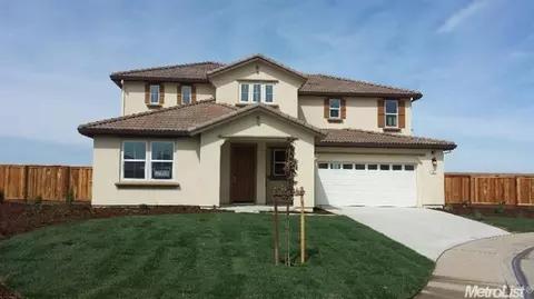 654 Waterloo Ct, Galt, CA 95632 photo 1