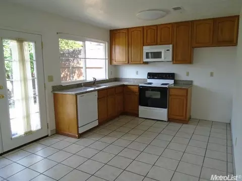 2801 Standford Ave, Ceres, CA 95307 photo 4