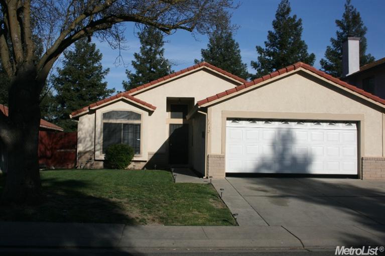 1732 Bergen Dr, Modesto, CA 95350 photo 1