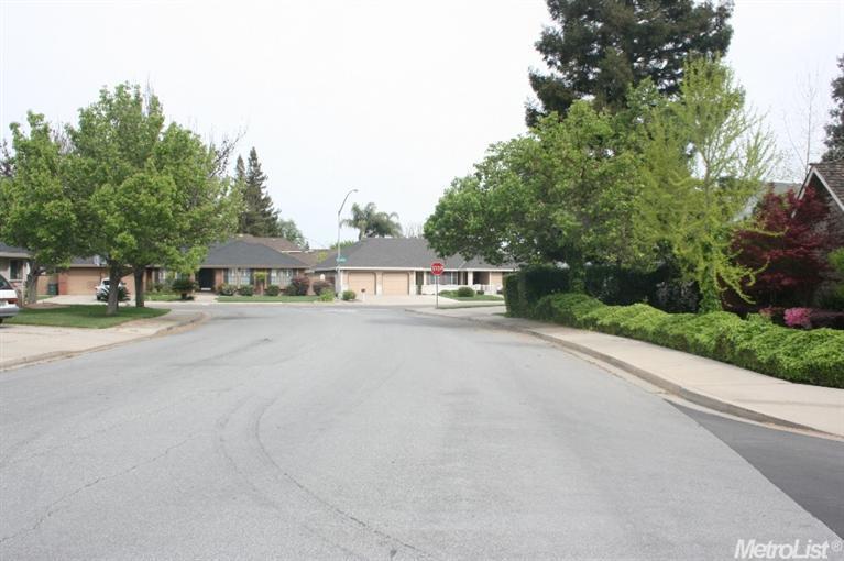 2229 Prins Alexander Cir, Modesto, CA 95356 photo 1