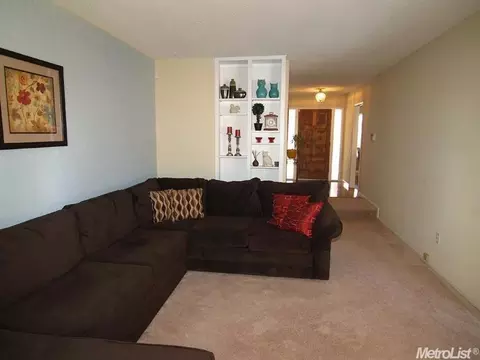 1204 Turquoise Dr, Modesto, CA 95355 photo 4