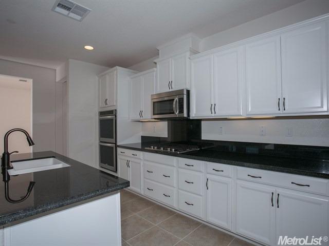 101 Monaco Ct, Lincoln, CA 95648 photo 10