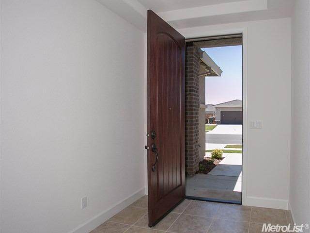 101 Monaco Ct, Lincoln, CA 95648 photo 4