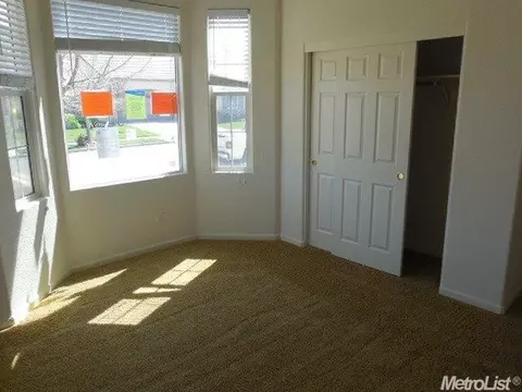195 Spring Ave, Patterson, CA 95363 photo 2