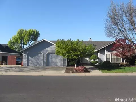 2413 Mack Ct, Modesto, CA 95358 photo 1
