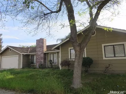2208 Meadow Glen Dr, Modesto, CA 95355 photo 1
