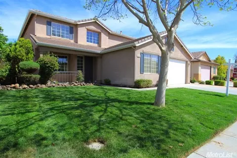 1301 Windsong Dr, Tracy, CA 95377 photo 1