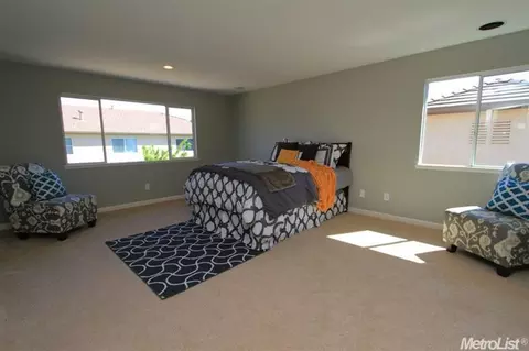 1301 Windsong Dr, Tracy, CA 95377 photo 9