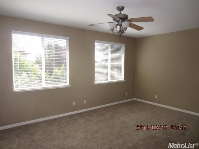 920 Valais Ln, Manteca, CA 95337 photo 6