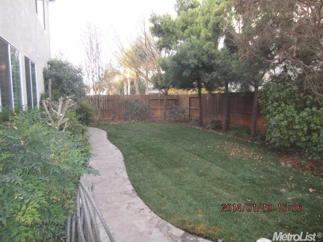 920 Valais Ln, Manteca, CA 95337 photo 15