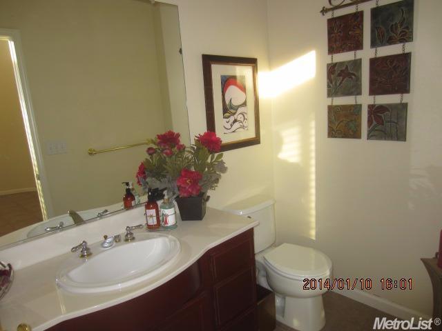 920 Valais Ln, Manteca, CA 95337 photo 7