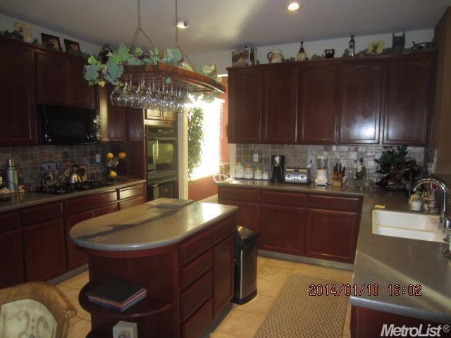 920 Valais Ln, Manteca, CA 95337 photo 10