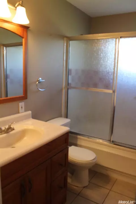 1876 14th, Olivehurst, CA 95961 photo 3