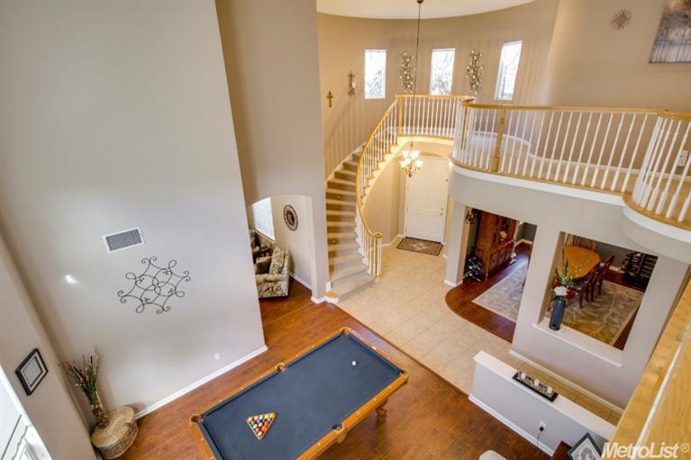 5716 Hoag Pl, Davis, CA 95618 photo 8
