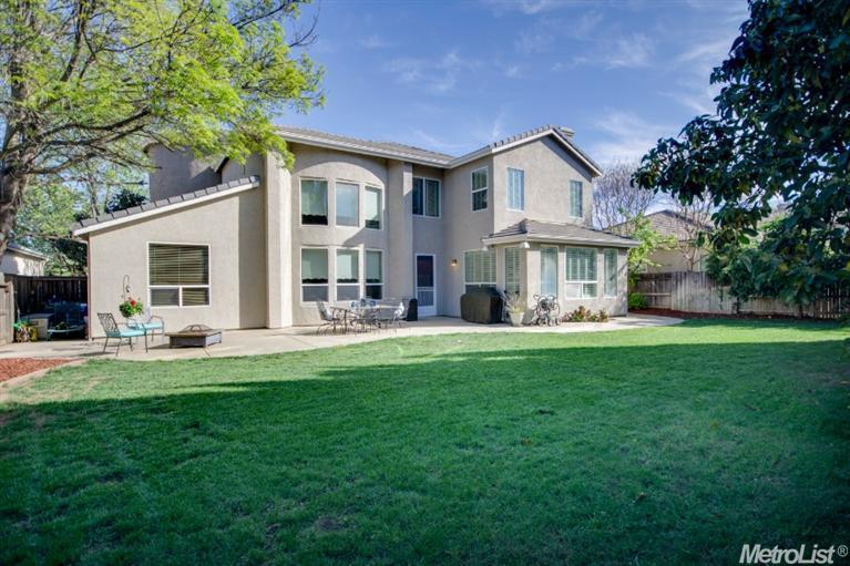 5716 Hoag Pl, Davis, CA 95618 photo 12