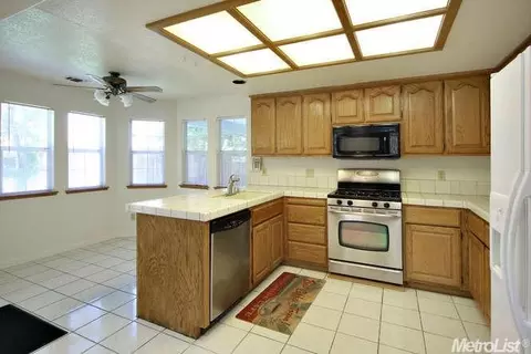 5527 Robertson Ave, Carmichael, CA 95608 photo 9