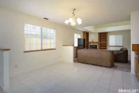 5527 Robertson Ave, Carmichael, CA 95608 photo 4
