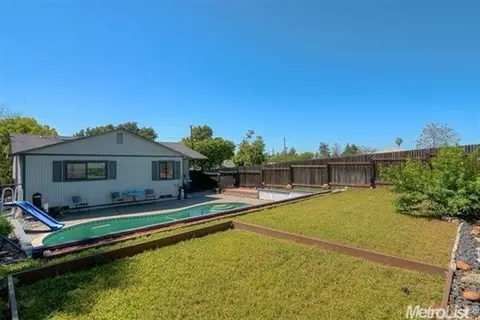 807 Comstock Dr, Folsom, CA 95630 photo 17