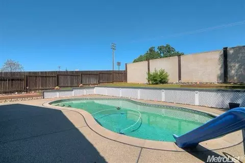 807 Comstock Dr, Folsom, CA 95630 photo 14