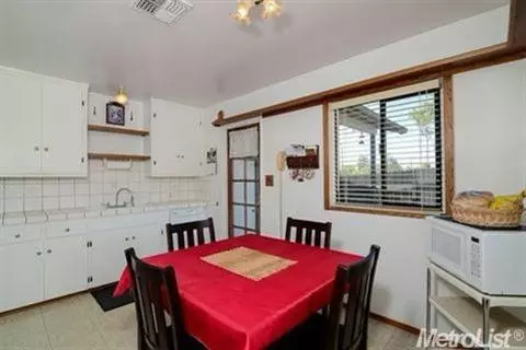 807 Comstock Dr, Folsom, CA 95630 photo 8