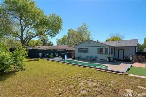 807 Comstock Dr, Folsom, CA 95630 photo 15