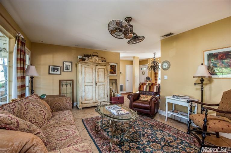 3117 Murchison Way, Carmichael, CA 95608 photo 4