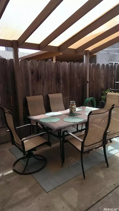 602 Libby Ln, Lathrop, CA 95330 photo 14