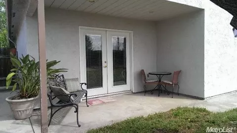 602 Libby Ln, Lathrop, CA 95330 photo 3