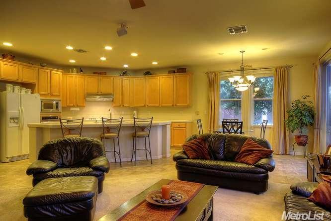 1747 Natalie Ct, Ripon, CA 95366 photo 8