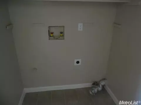 427 Roadrunner Dr, Patterson, CA 95363 photo 6