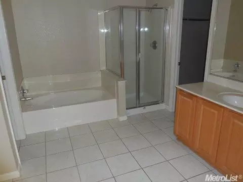 427 Roadrunner Dr, Patterson, CA 95363 photo 13