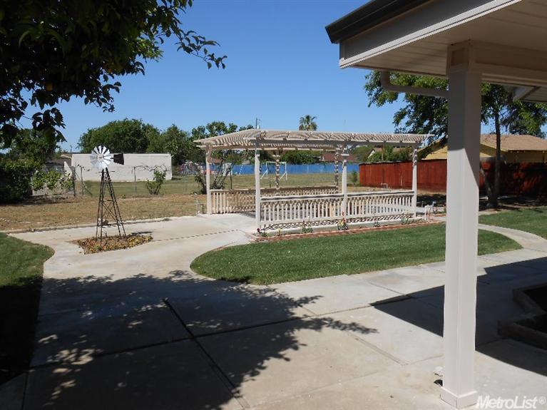 371 Laurel, Gustine, CA 95322 photo 18